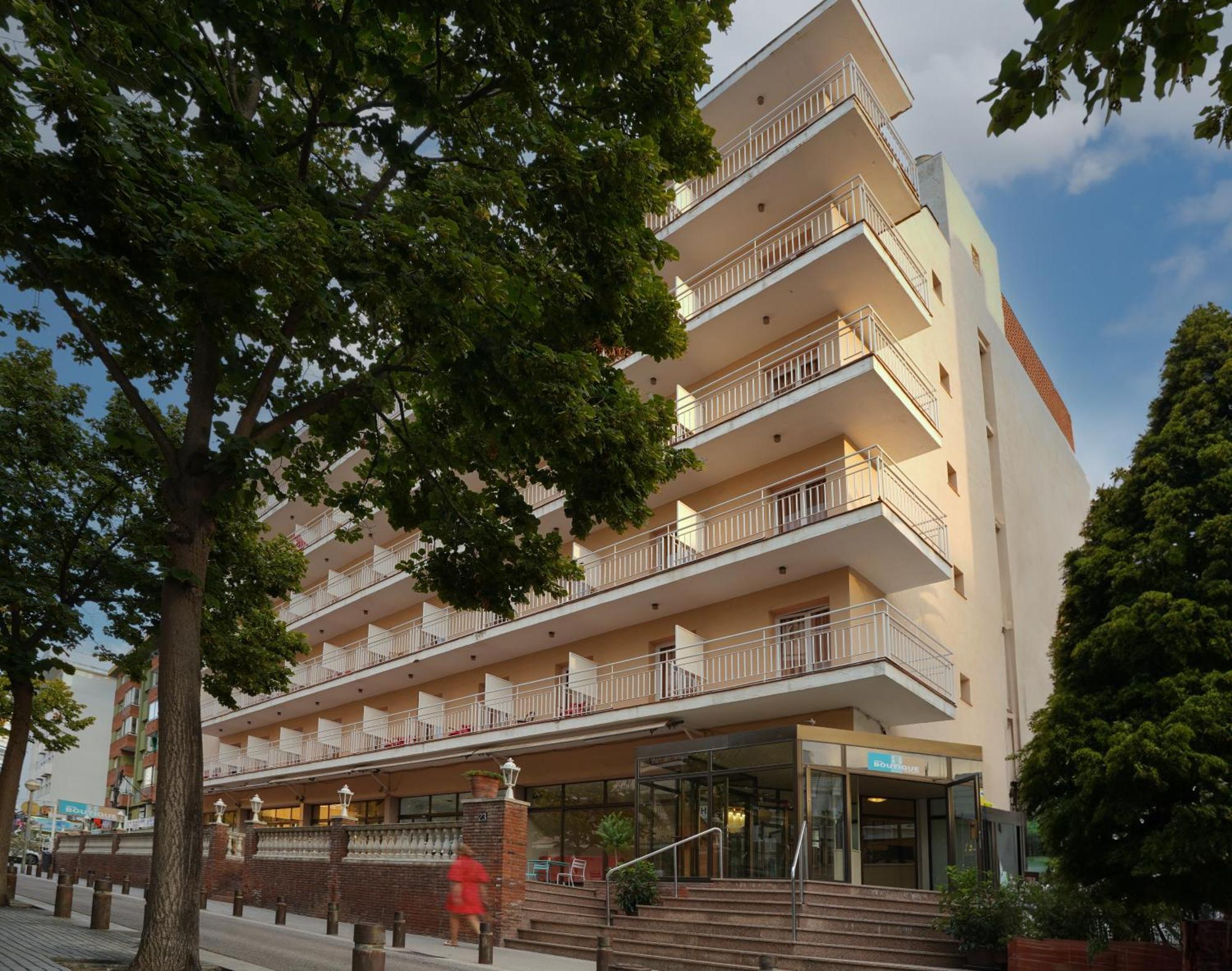 The Bb Hotel Boutique Can Colom Lloret de Mar Exterior photo